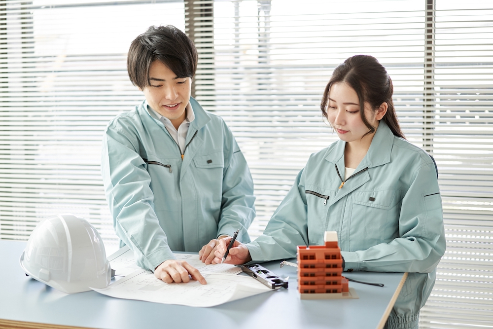 製品の熱間鍛造